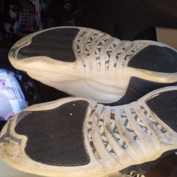 Jordans - Picture 4 of 6